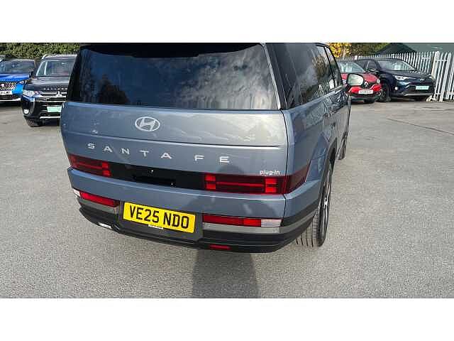 Hyundai Santa Fe SANTA FE 1.6 TGDi Plug-in Hybrid Premium 5dr 4WD Auto