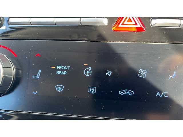 Hyundai Santa Fe SANTA FE 1.6 TGDi Plug-in Hybrid Premium 5dr 4WD Auto