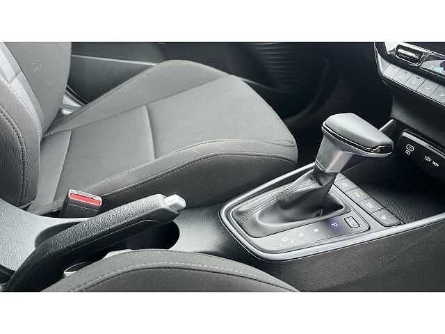 Hyundai i20 i20 5Dr HAT 1.0 T-gdi 100ps Premium DCT