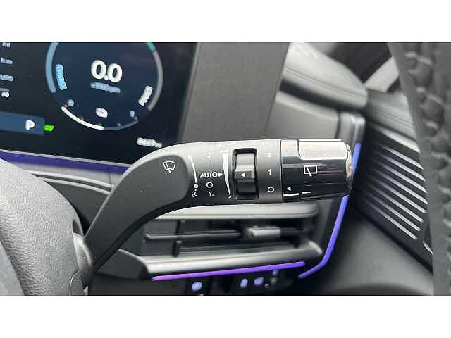 Hyundai Santa Fe SANTA FE 1.6 TGDi Hybrid Calligraphy 5dr 4WD Auto