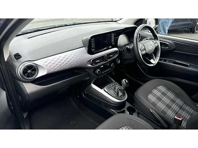 Hyundai I10 I10 1.2 [79] Premium 5dr Auto [Nav] Aurora Grey