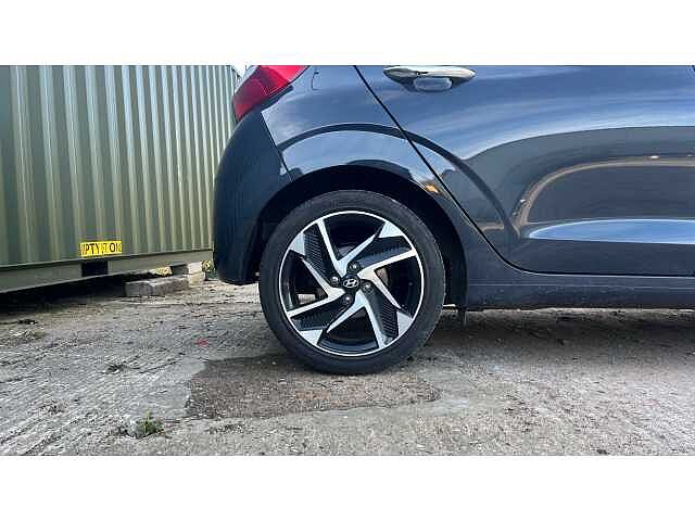 Hyundai I10 I10 1.0 MPi Premium 5dr Auto Grey