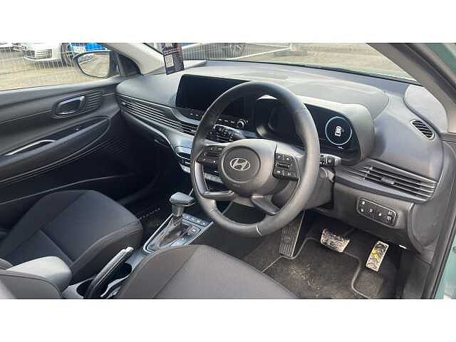 Hyundai Bayon Bayon HAT 1.0 T-gdi 90PS Tech Line DCT