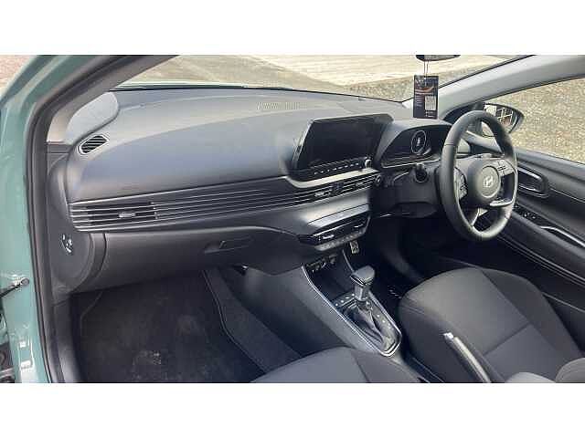 Hyundai Bayon Bayon HAT 1.0 T-gdi 90PS Tech Line DCT