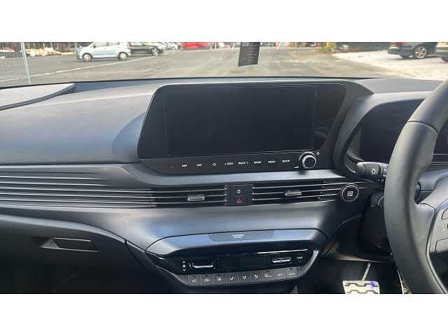 Hyundai Bayon Bayon HAT 1.0 T-gdi 90PS Tech Line DCT