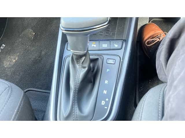 Hyundai Bayon Bayon HAT 1.0 T-gdi 90PS Tech Line DCT
