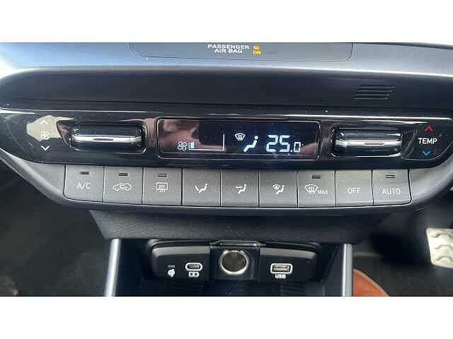 Hyundai Bayon Bayon HAT 1.0 T-gdi 90PS Tech Line DCT