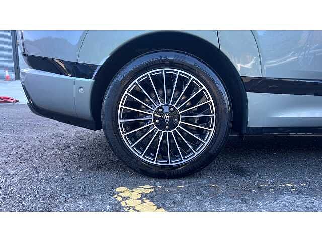 Hyundai Ioniq 9 Ioniq# 9 SUV 226kW Calligraphy 110kWh AW