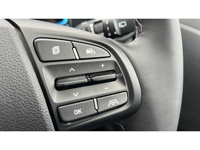 Hyundai i10 i10 5Dr HAT 1.2 MPi 79ps Premium NAV AU