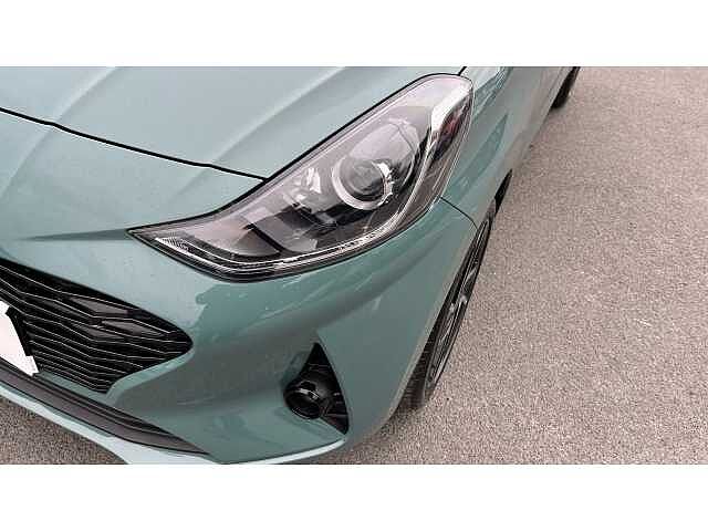 Hyundai i10 i10 5Dr HAT 1.2 MPi 79ps Premium NAV AU