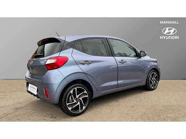 Hyundai i10 i10 5Dr HAT 1.2 MPi 79ps Premium NAV AU