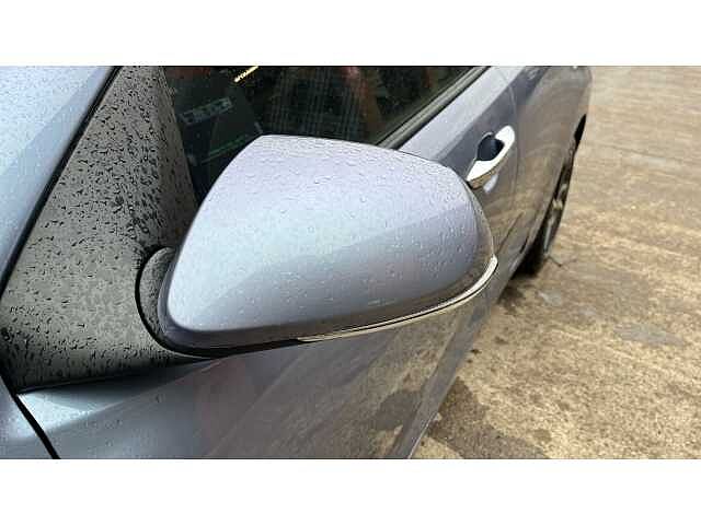 Hyundai i10 i10 5Dr HAT 1.2 MPi 79ps Premium NAV AU