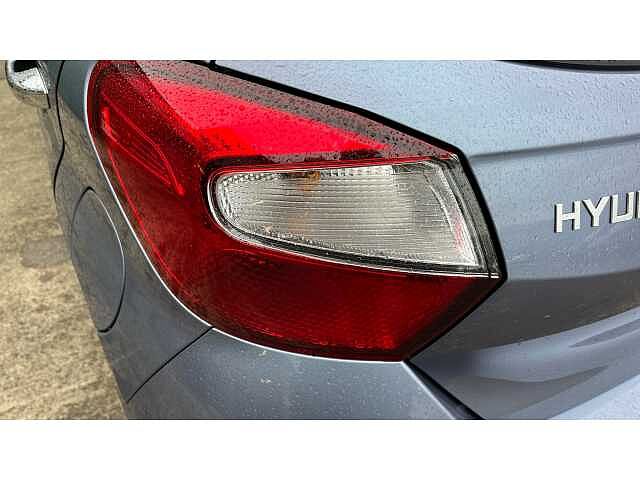 Hyundai i10 i10 5Dr HAT 1.2 MPi 79ps Premium NAV AU