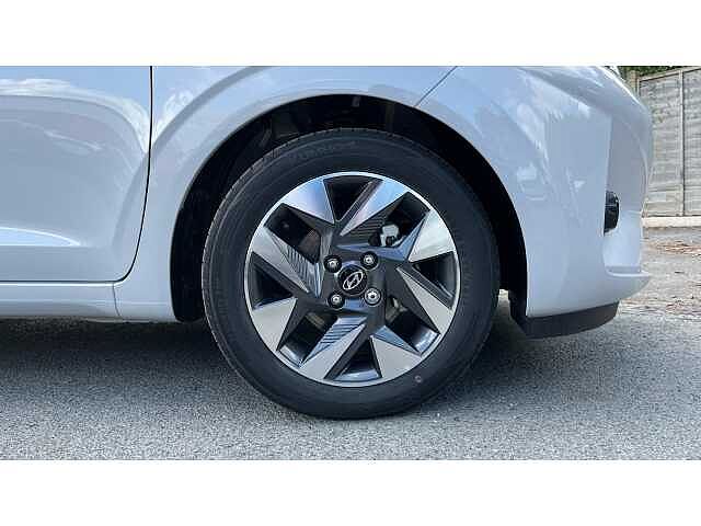 Hyundai i10 i10 5Dr HAT 1.0 MPi 63ps AdvancePlus Pack NAV