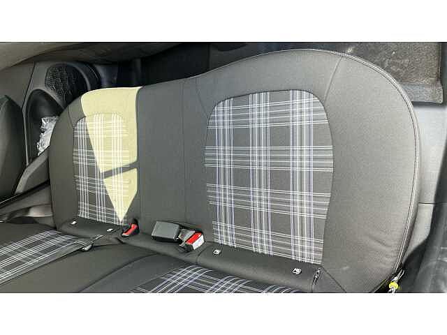 Hyundai i10 i10 5Dr HAT 1.2 MPi 79ps Premium NAV AU