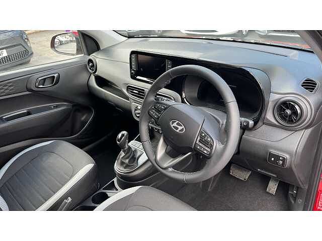 Hyundai i10 i10 5Dr HAT 1.0 MPi 63ps Advance Plus Pack NAV AU