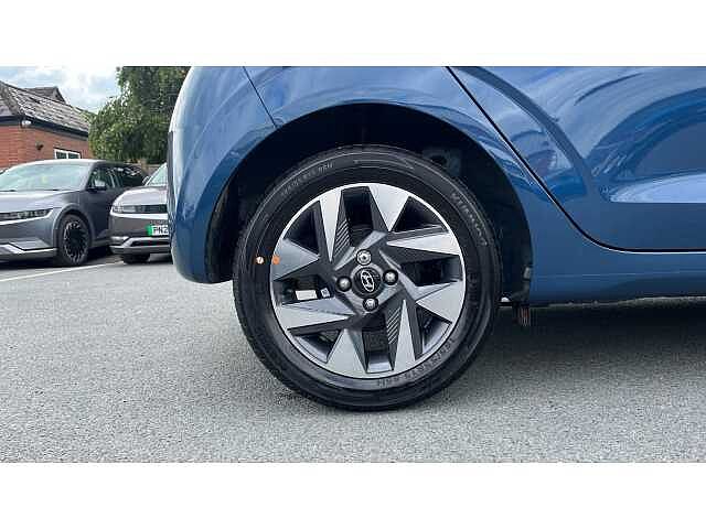 Hyundai i10 i10 5Dr HAT 1.0 MPi 63ps Advance NAV AU