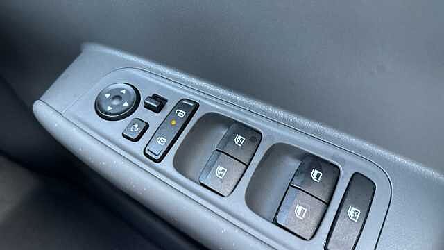 Hyundai Inster INSTER 85kW Cross 49kWh 5dr Auto