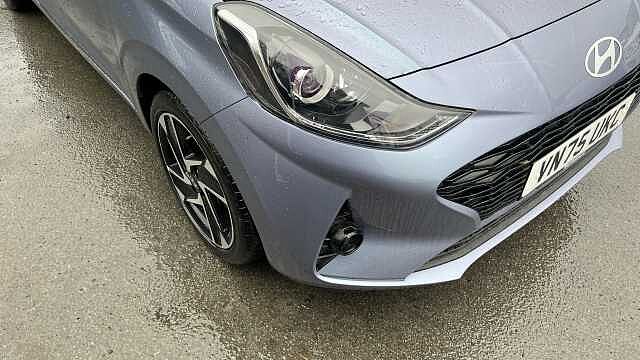 Hyundai i10 i10 5Dr HAT 1.2 MPi 79ps Premium NAV AU